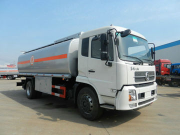 China Van de de Looppas4x2 Aandrijving van de Dongfengkoning van de de Olietankervrachtwagen Op zwaar werk berekende CCC ISO Aprroved leverancier