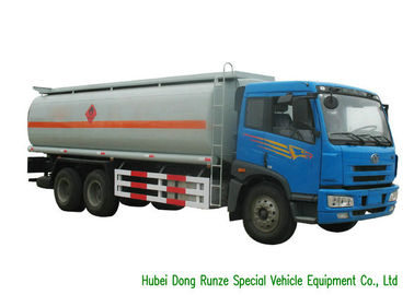 China De Vrachtwagen van de de Dieseltanker van FAW 6x4 voor Vervoer met z.o.z.-Brandstofpomp 19CBM leverancier