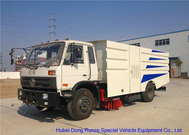 China Mechanisch Vrachtwagen Opgezet Straatveger het Schoonmaken Materiaalhoog rendement leverancier