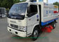 Opgezette Vacuüm de Straatveger van DFAC Vrachtwagen met Schoonmakende Borstels4000l Afval leverancier